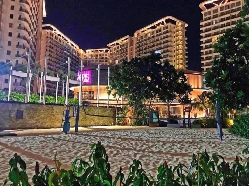מנילה Azure Urban Resort A3 Near Airport Mall With Balcony Wavepool מראה חיצוני תמונה