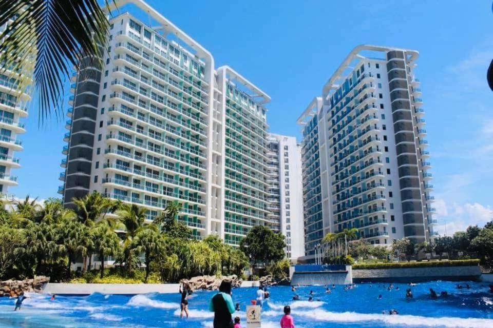 מנילה Azure Urban Resort A3 Near Airport Mall With Balcony Wavepool מראה חיצוני תמונה