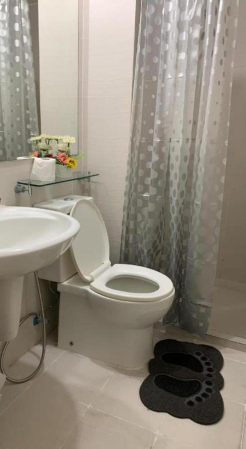 מנילה Azure Urban Resort A3 Near Airport Mall With Balcony Wavepool מראה חיצוני תמונה