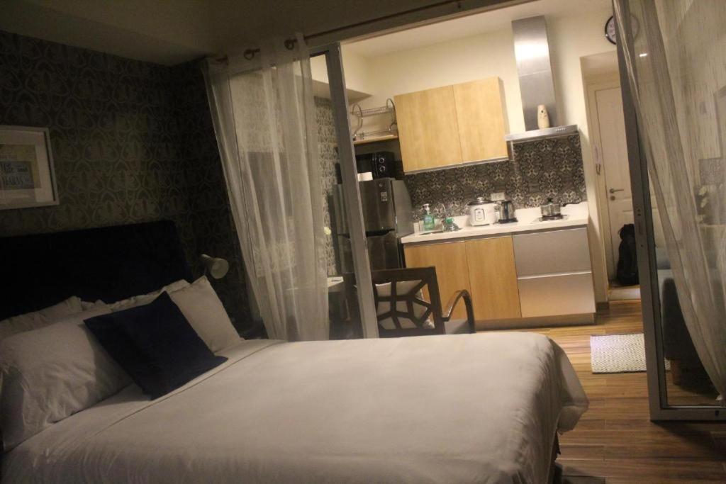 מנילה Azure Urban Resort A3 Near Airport Mall With Balcony Wavepool מראה חיצוני תמונה